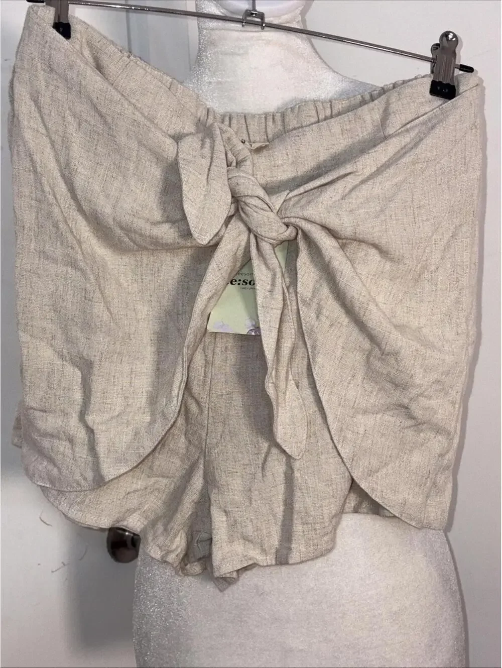 We:some Linen Blend Shorts, Front Tie Side Zipper Elastic Back Waist‎ Large NWT